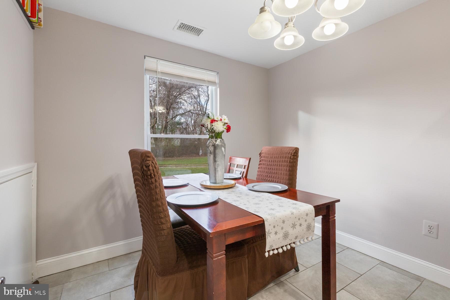 11214 Legato Way Silver Spring, MD 20901 - Photo 14 of 35 Open, and bright dining room