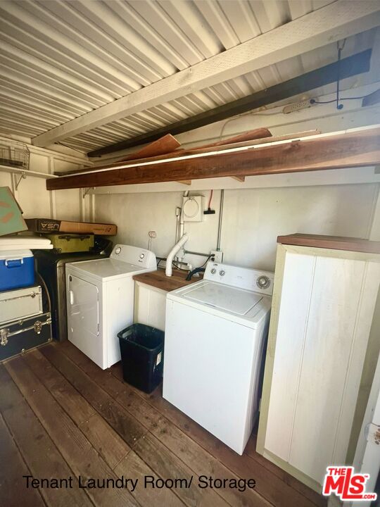 10935 San Marcos Road Atascadero, CA 93422 - Photo 54 of 71 a utility room with dryer and washer