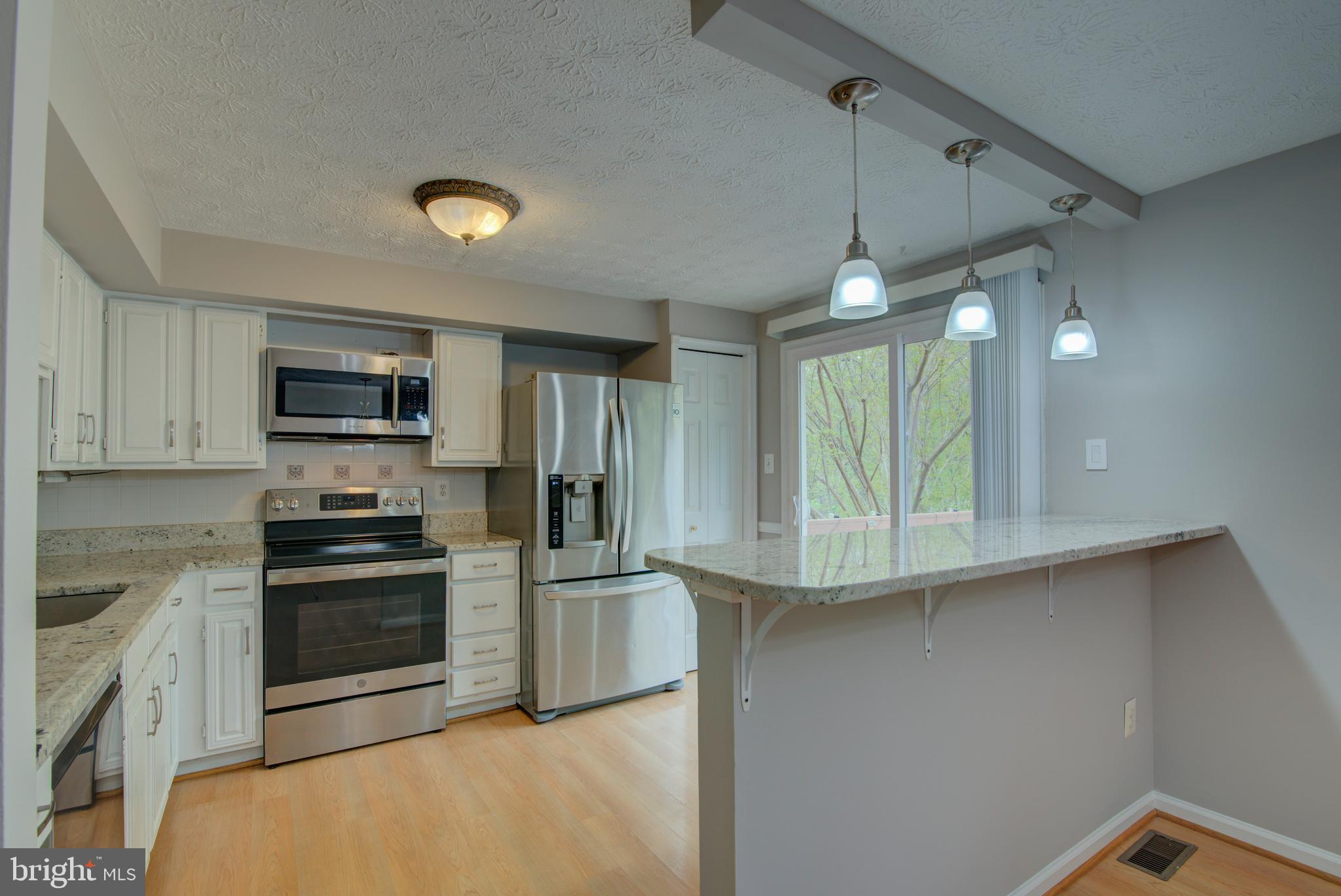 1552 Poplar Grove Drive Reston, VA 20194 - Photo 15 of 56