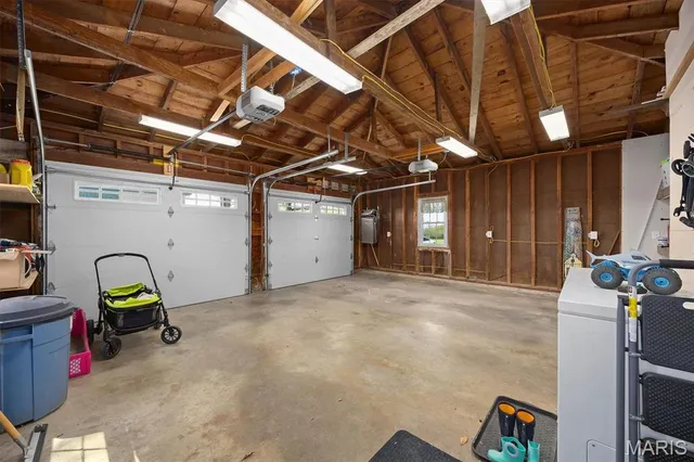 $529,900 | 21510 Keyesport Road, Keyesport, IL 62253