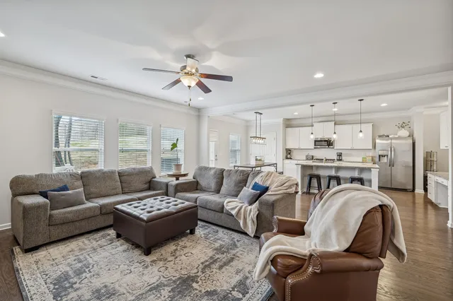 $463,900 | 3003 Persimmon Street, Columbia, TN 38401