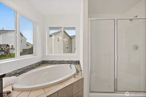 $699,995 | 11411 Ashton Avenue East, Bonney Lake, WA 98391