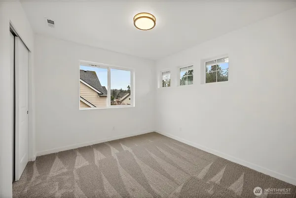 $699,995 | 11411 Ashton Avenue East, Bonney Lake, WA 98391