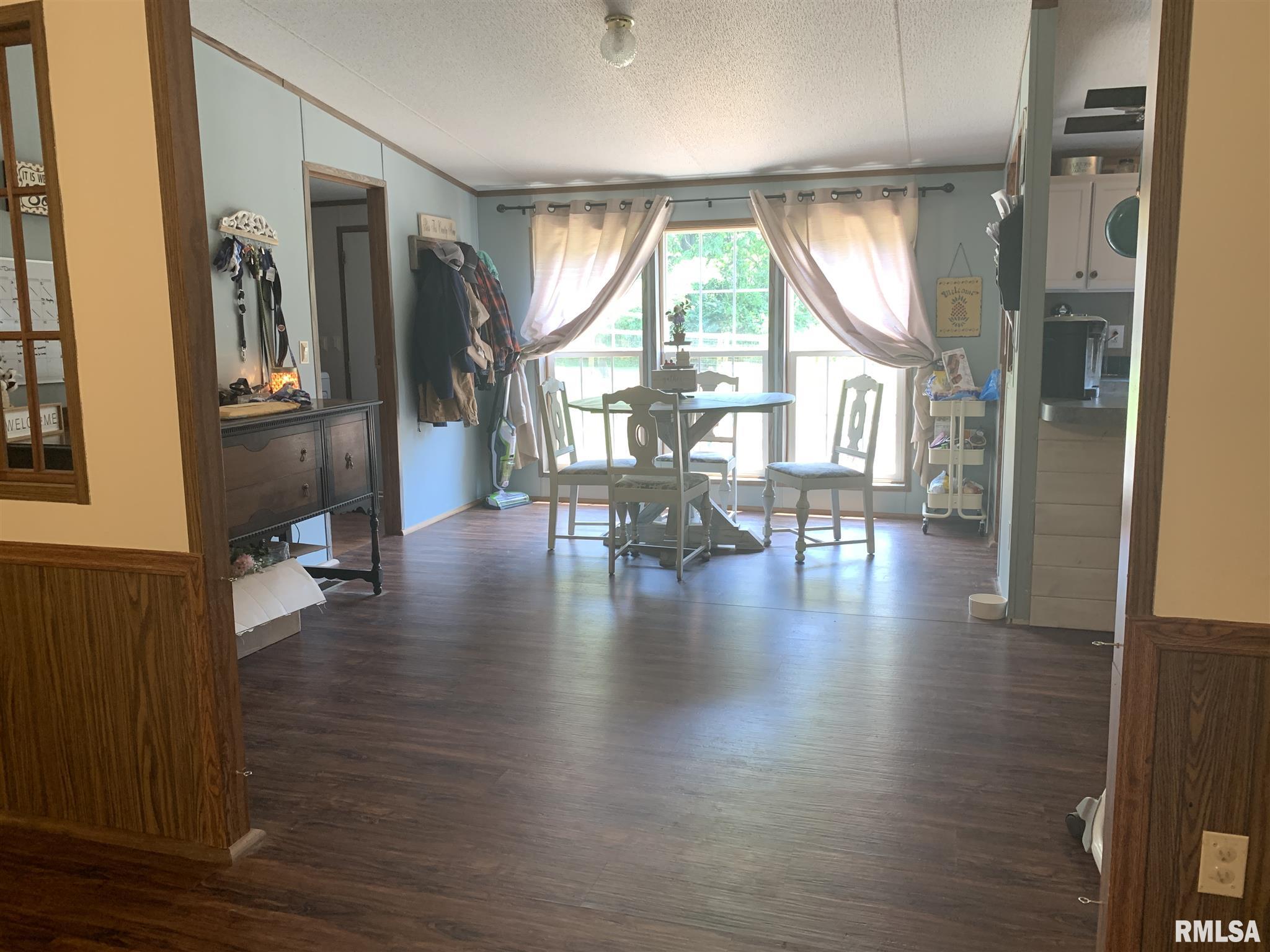 13568 Paulton Road Pittsburg, IL 62974 - Photo 13 of 16