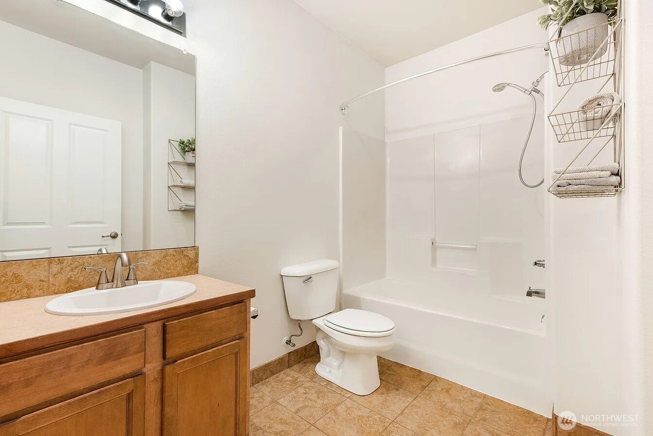 14915 38th Drive Southeast, Unit EE2029 Bothell, WA 98012 - Photo 7 of 16