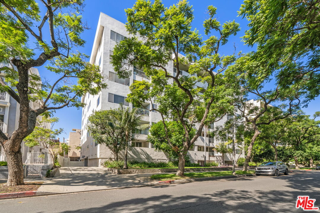 321 North Oakhurst Drive, Unit 403 Beverly Hills, CA 90210 - Photo 38 of 42 a view of street along with trees