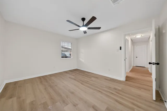 $229,900 | 907 South 3rd Street, La Porte, TX 77571