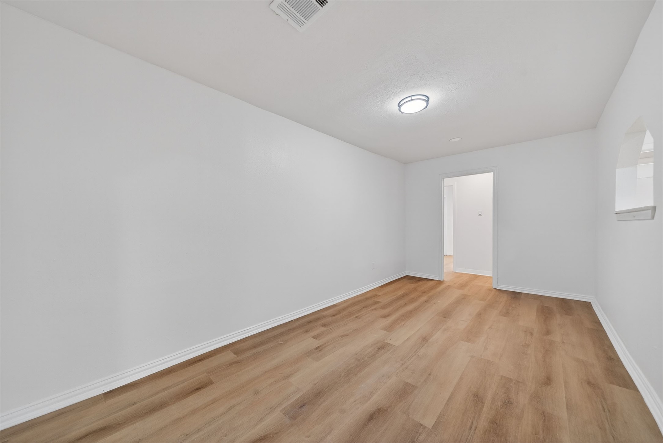 907 South 3rd Street La Porte, TX 77571 - Photo 30 of 38