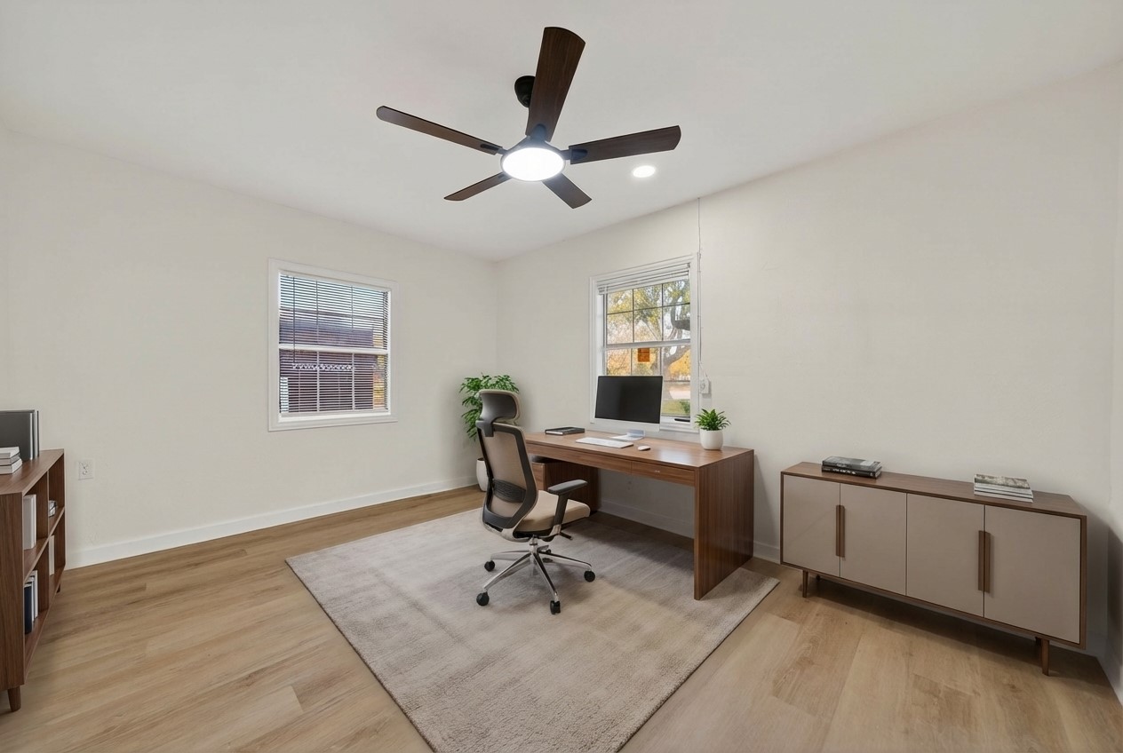 907 South 3rd Street La Porte, TX 77571 - Photo 5 of 38 Virtually staged