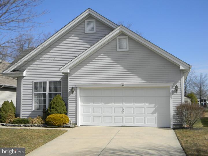 59 Mayfair Road Southampton, NJ 08088 - Photo 3 of 19 Gallery Image 3