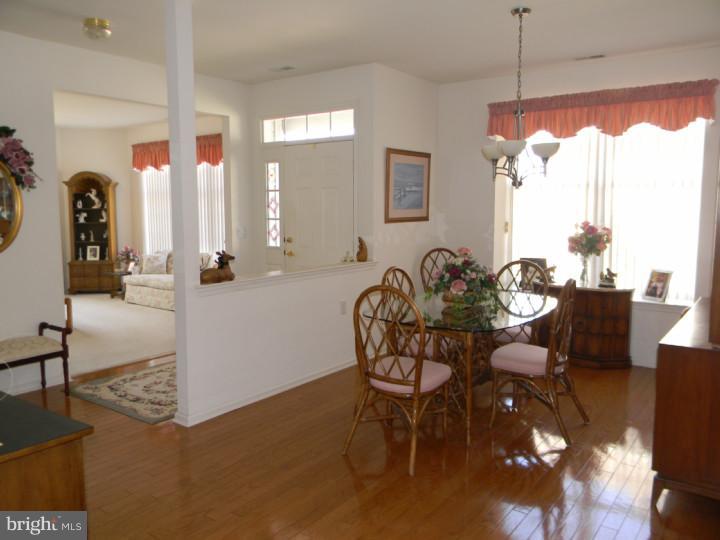 59 Mayfair Road Southampton, NJ 08088 - Photo 5 of 19 Gallery Image 5