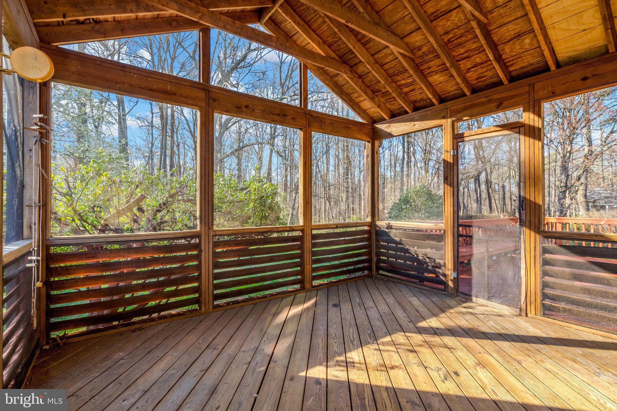 11815 Chapel Road Clifton, VA 20124 - Photo 19 of 59 Screened porch