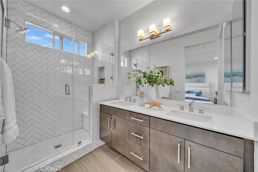 687 Doheny Costa Mesa, CA 92627 - Photo 32 of 59