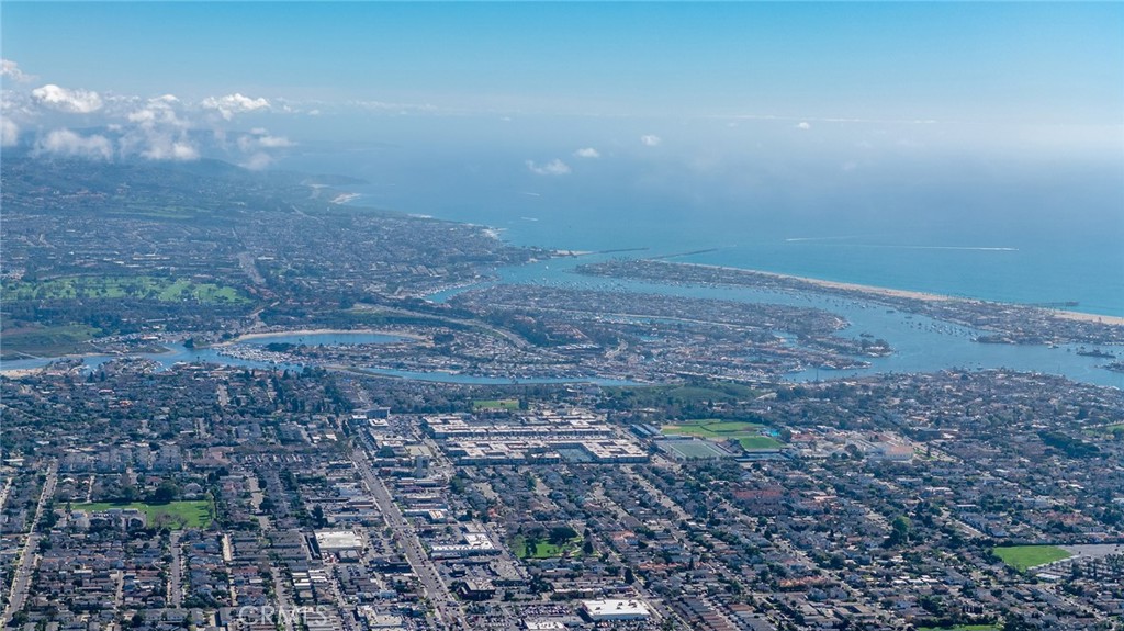 687 Doheny Costa Mesa, CA 92627 - Photo 51 of 59