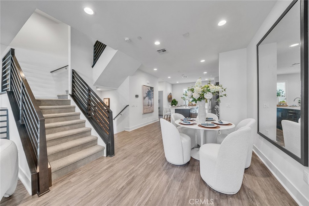 687 Doheny Costa Mesa, CA 92627 - Photo 8 of 59