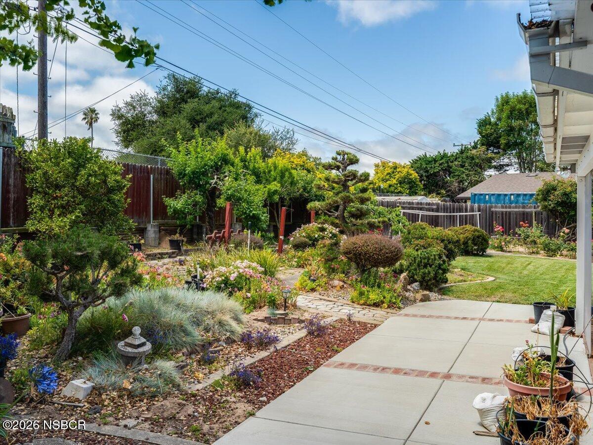 360 Tallyho Road Santa Maria, CA 93455 - Photo 48 of 72 a view of a garden with sitting area