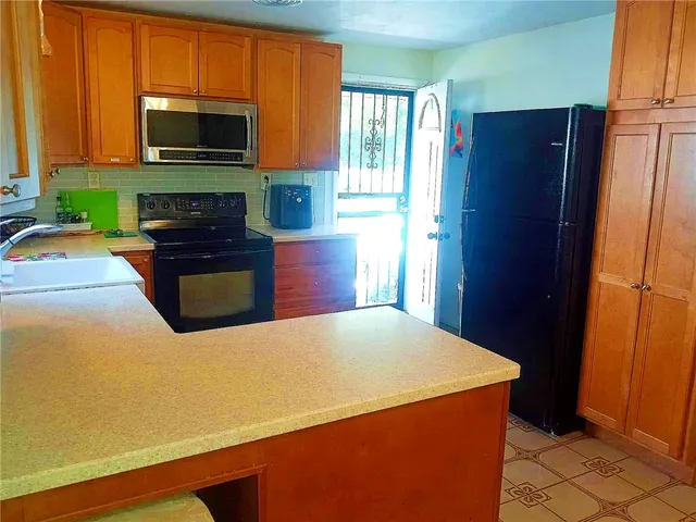 $2,200 | 151 Burben Way, Gates, NY 14624