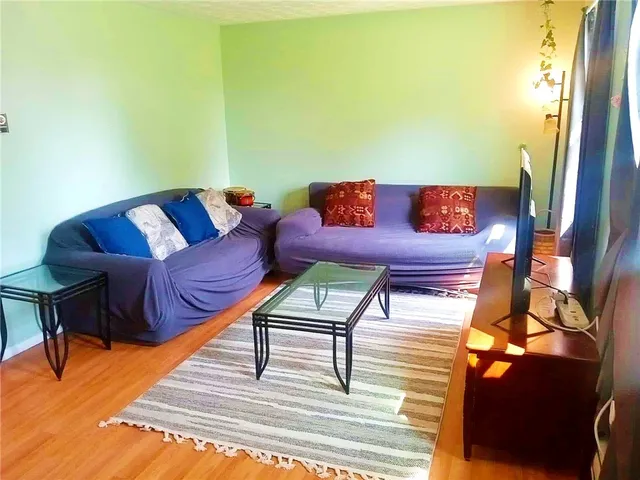 $2,200 | 151 Burben Way, Gates, NY 14624