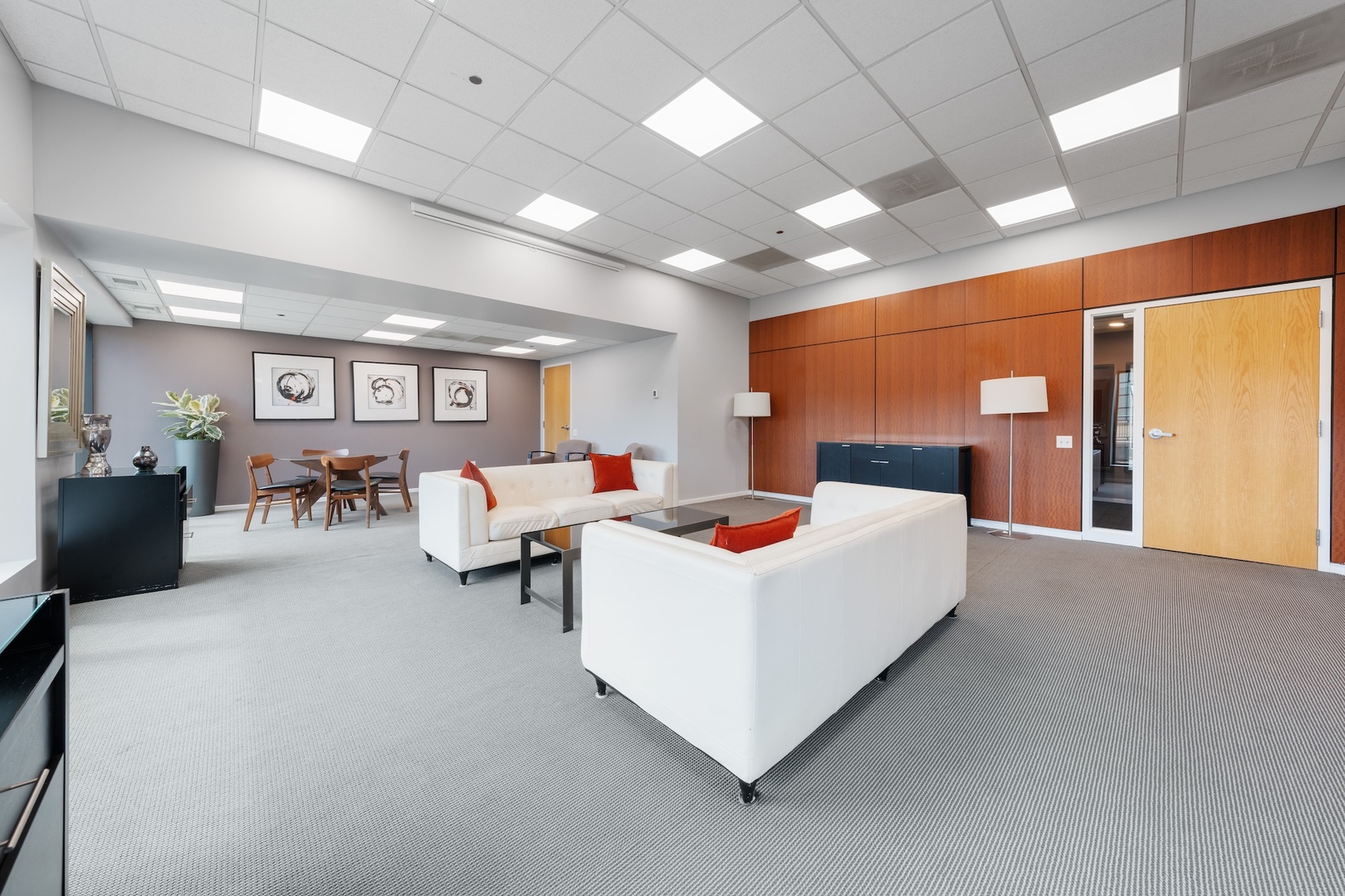 520 South State Street, Unit 1722 Chicago, IL 60605 - Photo 24 of 28 a very nice looking room with a large window and a flat screen tv