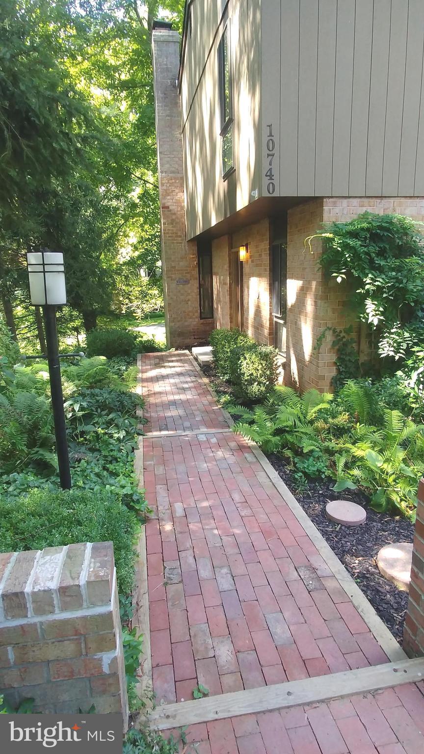 10740 Faulkner Ridge Circle Columbia, MD 21044 - Photo 22 of 26 Brick walk to back