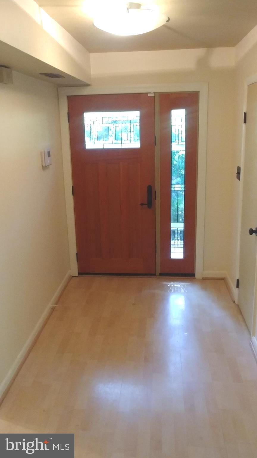 10740 Faulkner Ridge Circle Columbia, MD 21044 - Photo 5 of 26 Front door hallway
