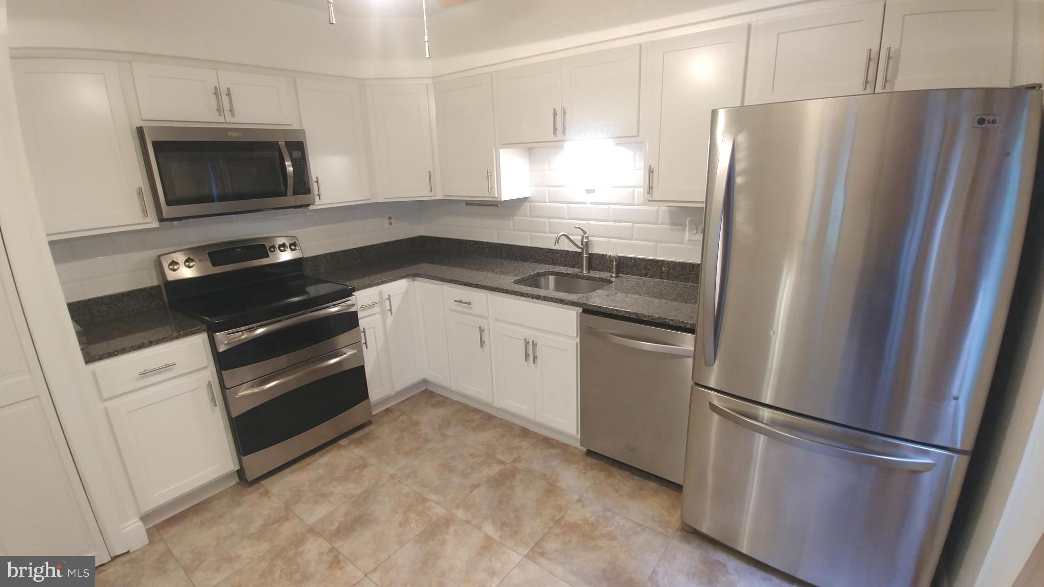 10740 Faulkner Ridge Circle Columbia, MD 21044 - Photo 6 of 26 Kitchen