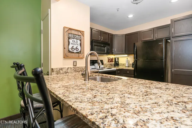 $193,000 | 225 Collier Drive, Unit 2105, Sevierville, TN 37862