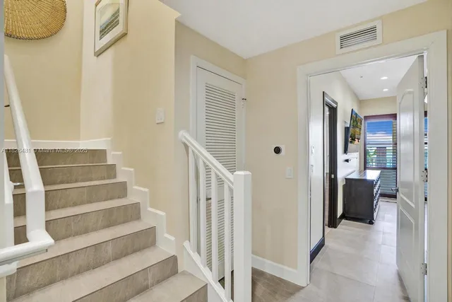 $2,390,000 | 346 Elm Street, Unit A10, Hollywood, FL 33019