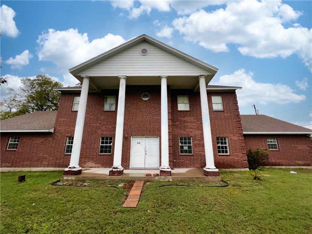 715 East Downs Avenue Temple, TX 76501 - Photo 1 of 1