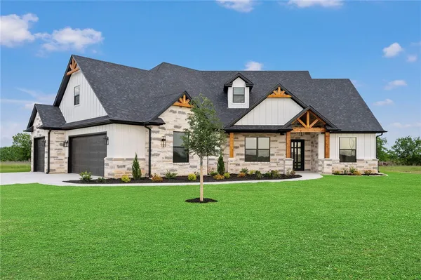 $859,900 | 4602 Wesson Drive, Bryan, TX 77808