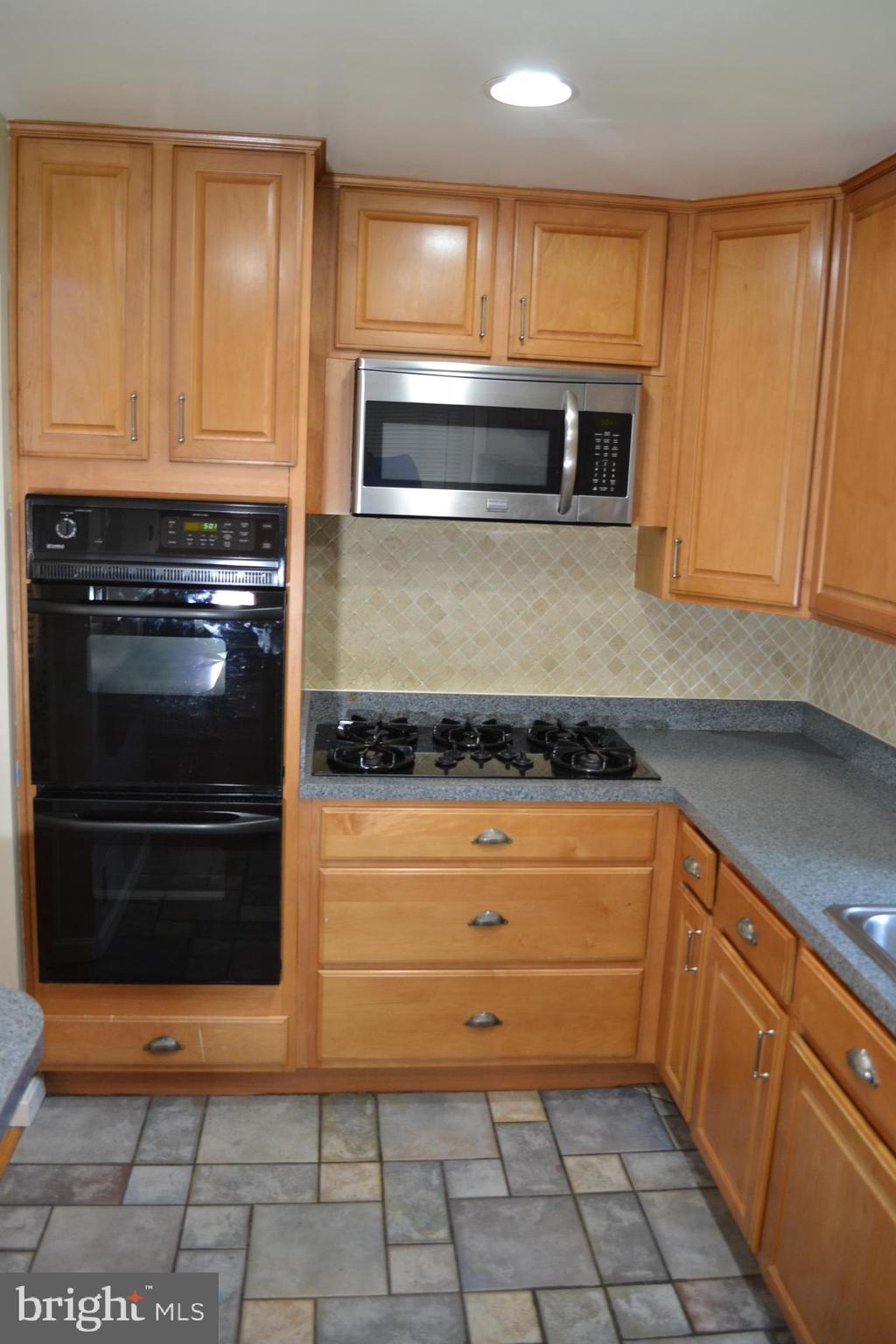 3905 Lantern Drive Silver Spring, MD 20902 - Photo 7 of 24 Beautiful tile