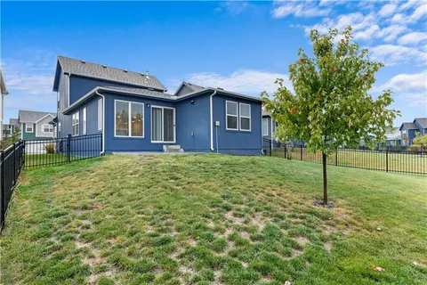 $359,000 | 8808 Southwest 9th Street, Blue Springs, MO 64064