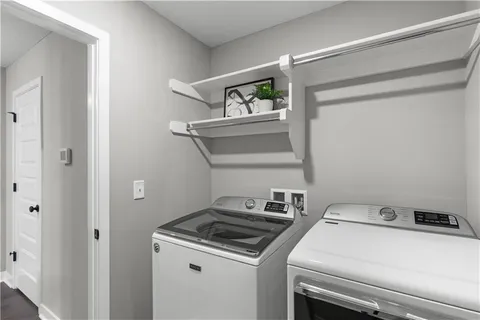 $359,000 | 8808 Southwest 9th Street, Blue Springs, MO 64064