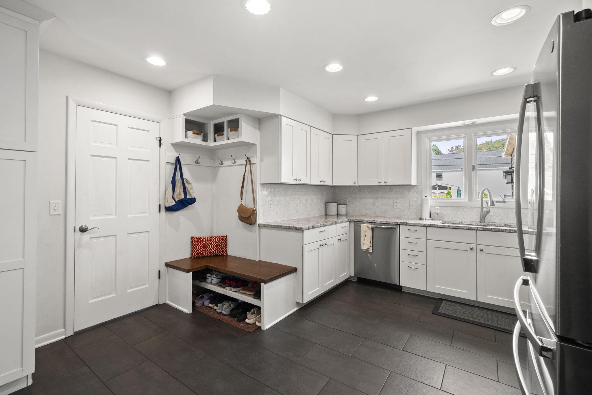 3956 Mountview Road Upper Arlington, OH 43220 - Photo 25 of 85 Kitchen