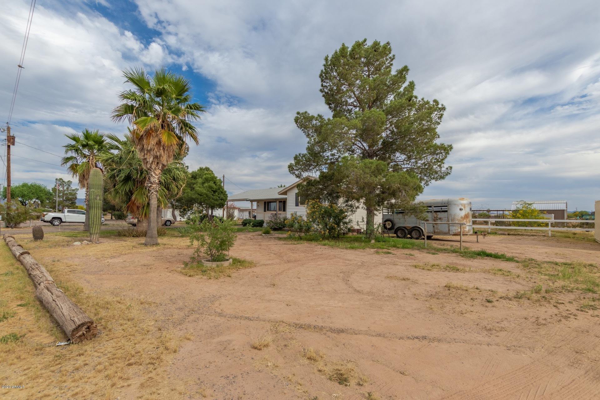 20527 West Teepee Road Buckeye, AZ 85326 - Photo 6 of 41 c9302c49cbf13f4e0acaf676bb9d9edf