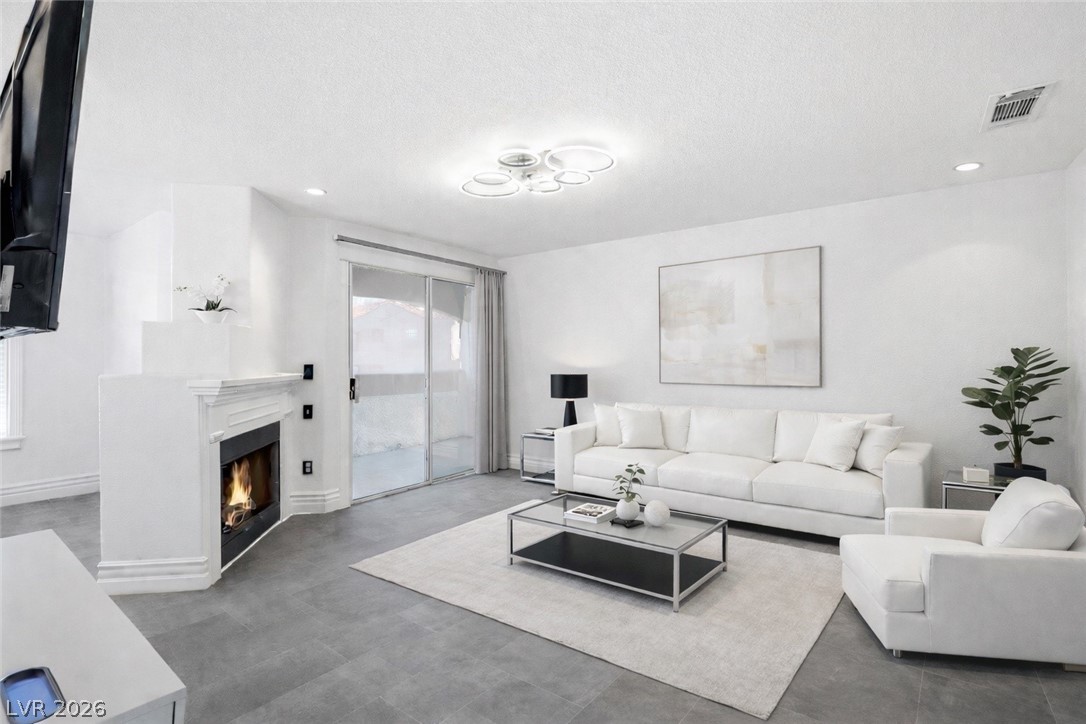 698 South Racetrack Road, Unit 724 Henderson, NV 89015 - Photo 2 of 37