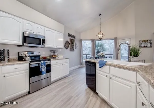 $4,900 | 16848 South 13th Place, Phoenix, AZ 85048