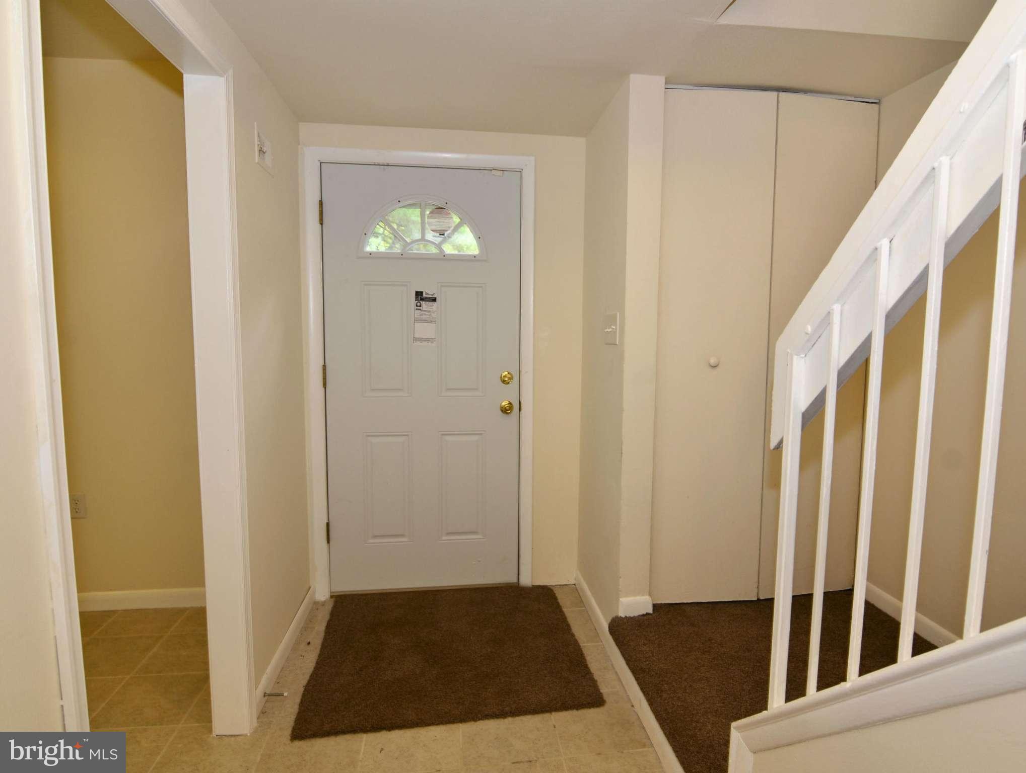 2473 Pyrenees Court Reston, VA 20191 - Photo 2 of 14 Interior (General)
