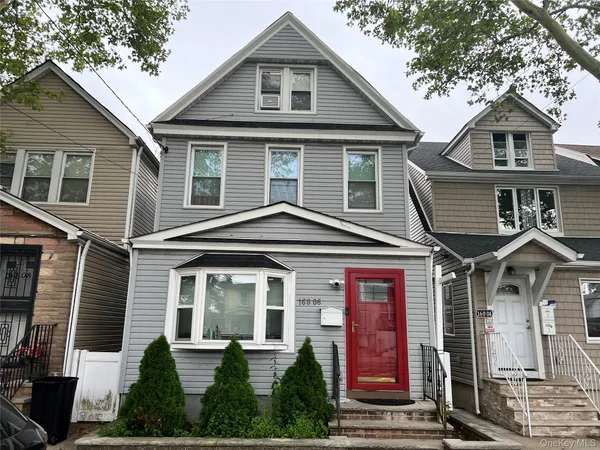 $749,000 | 160-06 111th Avenue | Jamaica