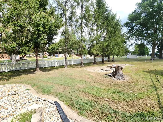 $339,900 | 207 West Moro Drive, Moro, IL 62067