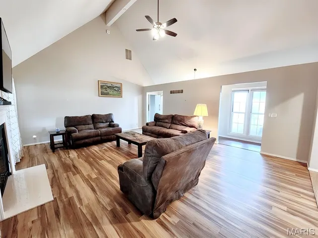 $339,900 | 207 West Moro Drive, Moro, IL 62067