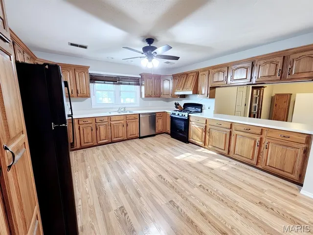 $339,900 | 207 West Moro Drive, Moro, IL 62067