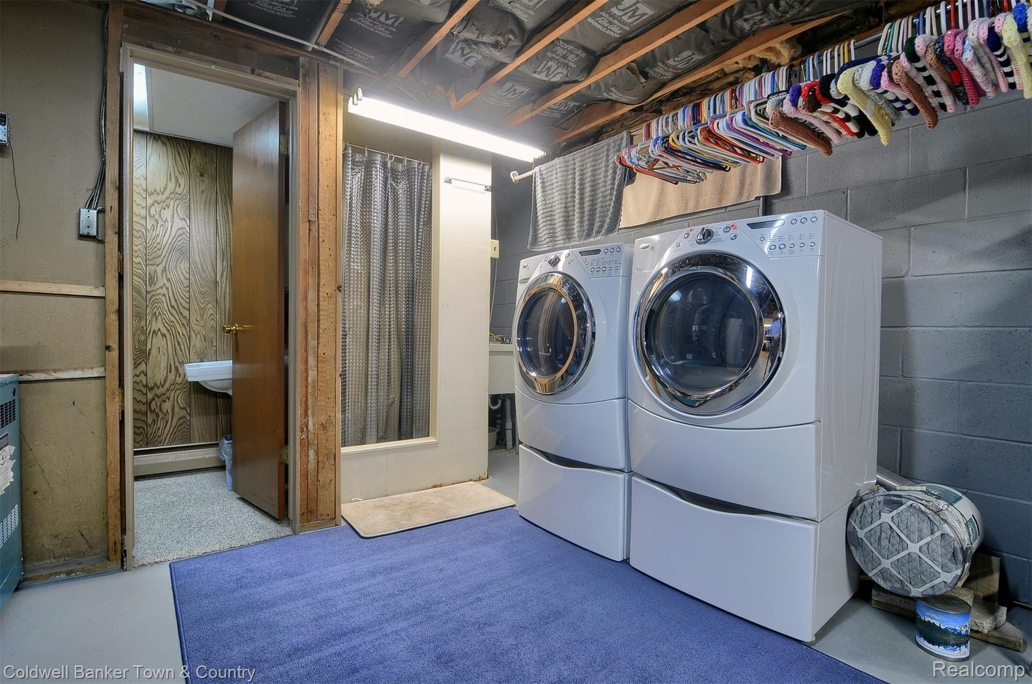 10875 Hensell Road Holly, MI 48442 - Photo 29 of 44 52 Lower-Level-Laundry.jpg