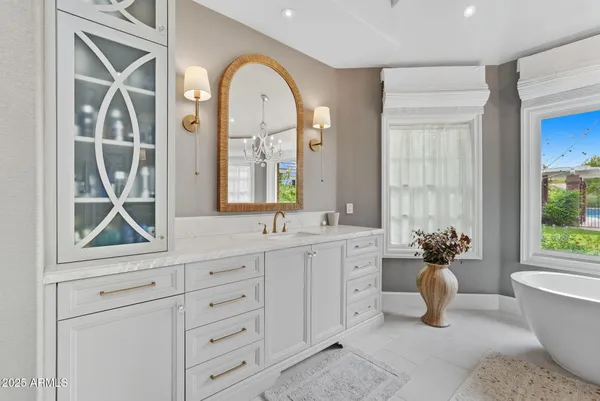 $3,100,000 | 1001 East Caroline Lane, Tempe, AZ 85284