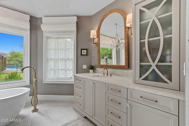 $3,349,000 | 1001 East Caroline Lane, Tempe, AZ 85284