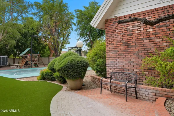 $3,100,000 | 1001 East Caroline Lane, Tempe, AZ 85284