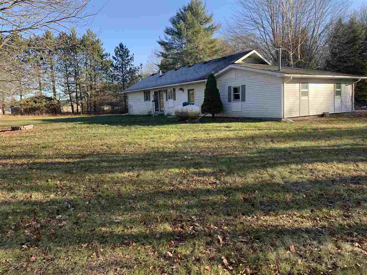1551 East 46 Road Cadillac, MI 49601 - Photo 5 of 24 1882437-4.JPG