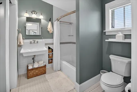 $895,000 | 4912 St Annes Drive, Middleton, WI 53597