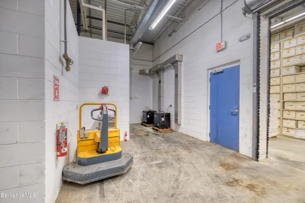 $15 | 10 Conte Drive, Pittsfield, MA 01201