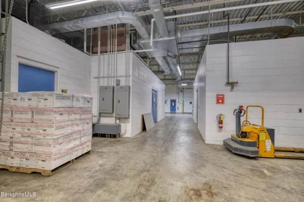 $15 | 10 Conte Drive, Pittsfield, MA 01201